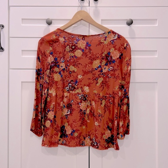 American Eagle floral blouse - XS - Picture 4 of 13
